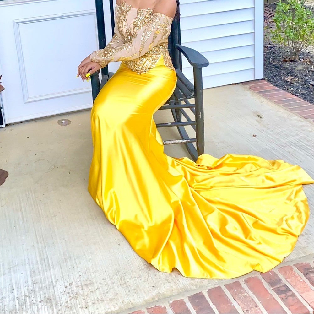 COPY - Prom dress size 5